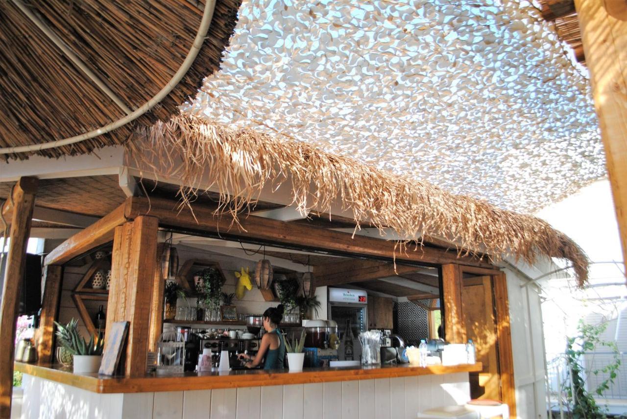 Akhladherí Puerto Seaside Rooms المظهر الخارجي الصورة
