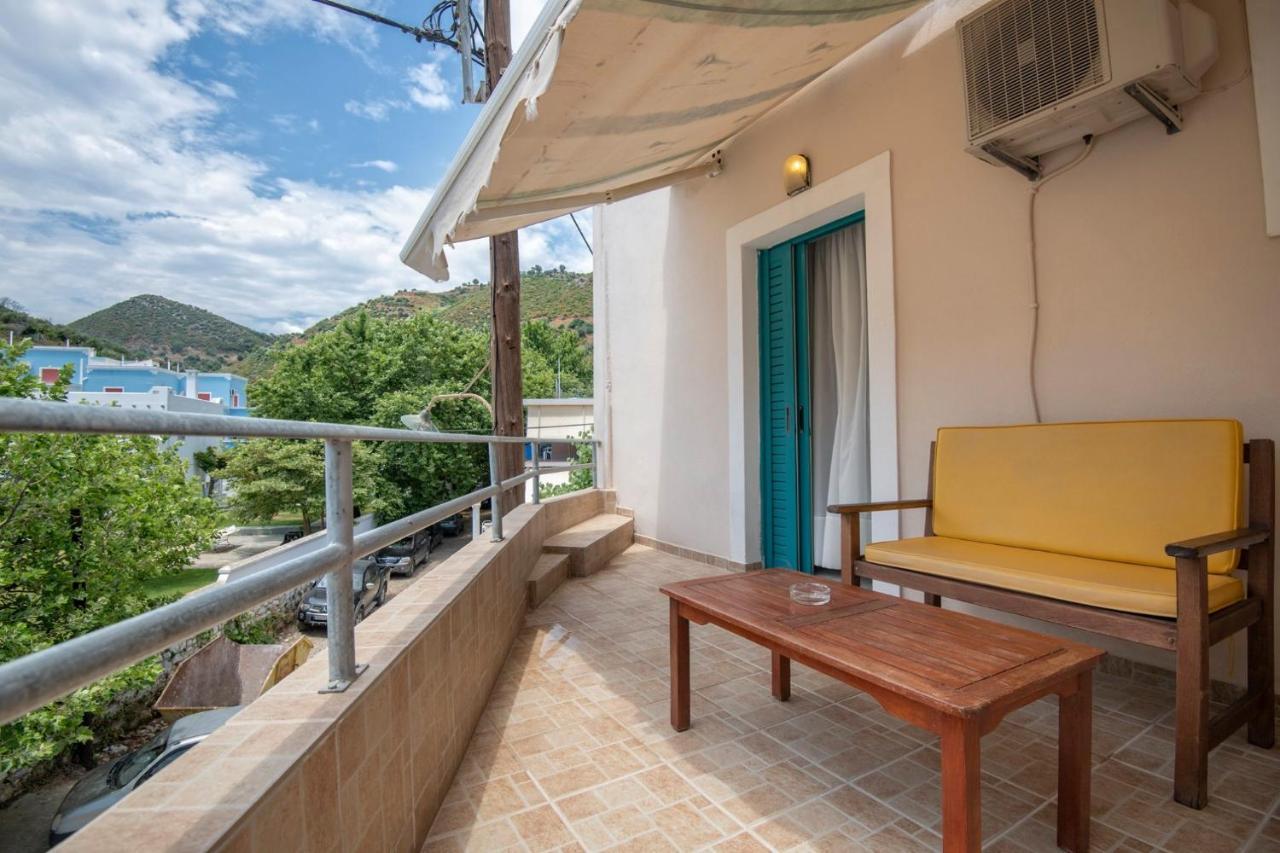Akhladherí Puerto Seaside Rooms المظهر الخارجي الصورة