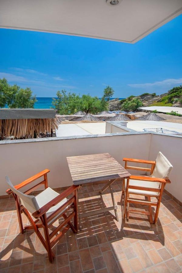 Akhladherí Puerto Seaside Rooms المظهر الخارجي الصورة
