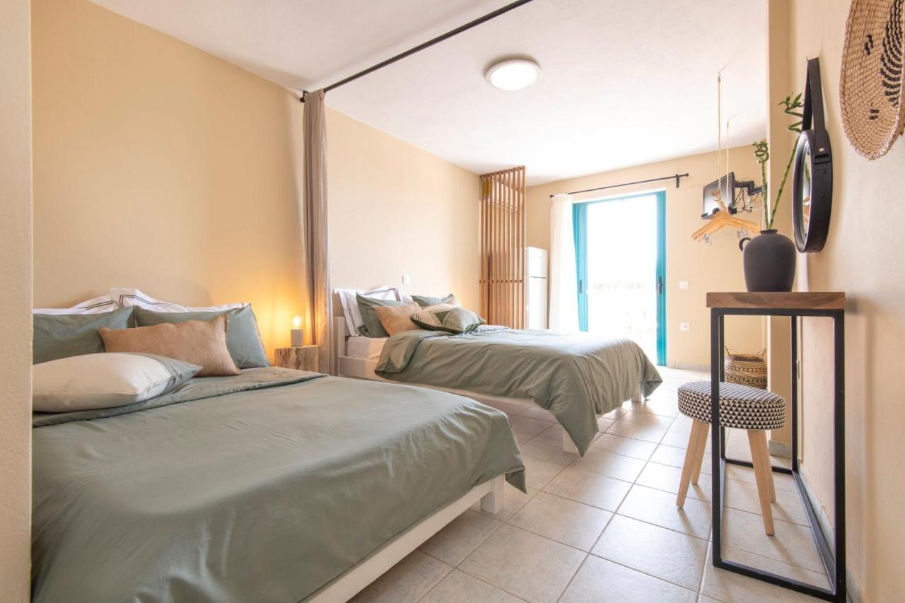 Akhladherí Puerto Seaside Rooms المظهر الخارجي الصورة